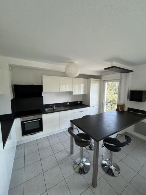  Appartement � louer 3 pi�ces 65 m�