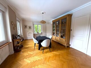  Maison � vendre 10 pi�ces 303 m�