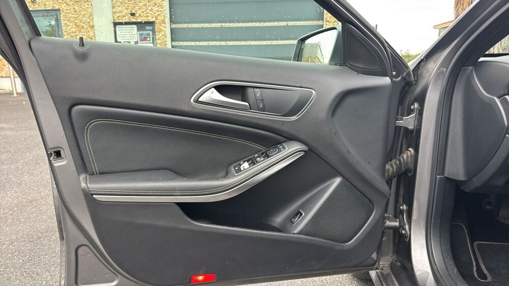 Classe GLA 180 d 109 7G-DCT Sensation - Automatique 2015 occasion 66280 Saleilles