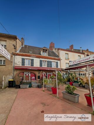  Immeuble à vendre 7 pièces 135 m²