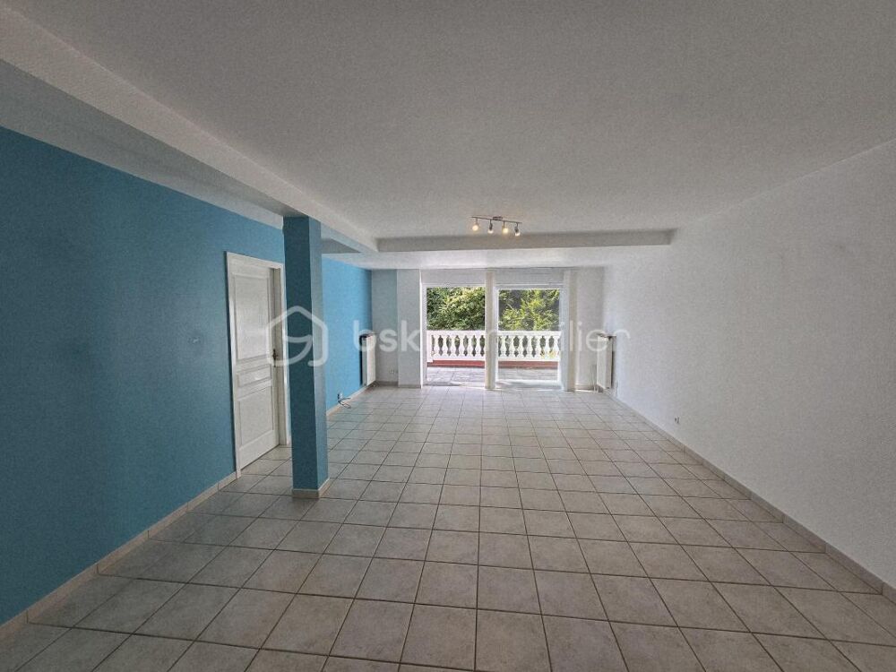 Vente Appartement ? Bel appartement de 90 m² – Séjour +30 m² – Balcon 18 m² – Garage 2 voitures – Sarreguemines Sarreguemines