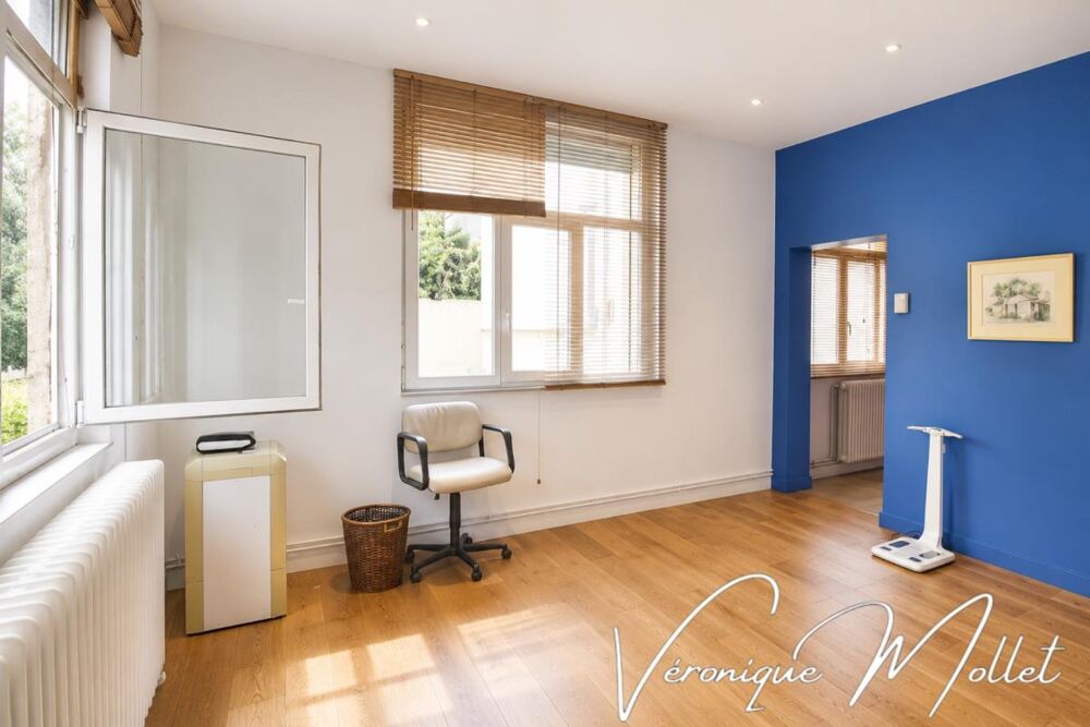 Vente Immeuble BORDEAUX CENTRE - Aux pieds du tramway – Élégant immeuble de 190 m² avec jardin Bordeaux