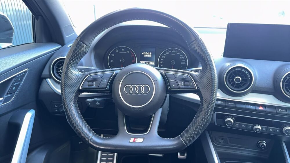 Q2 1.5 TFSI 150 S-Tronic7 S line - Automatique Toit ouvrant 2020 occasion 74500 Evian Les Bains