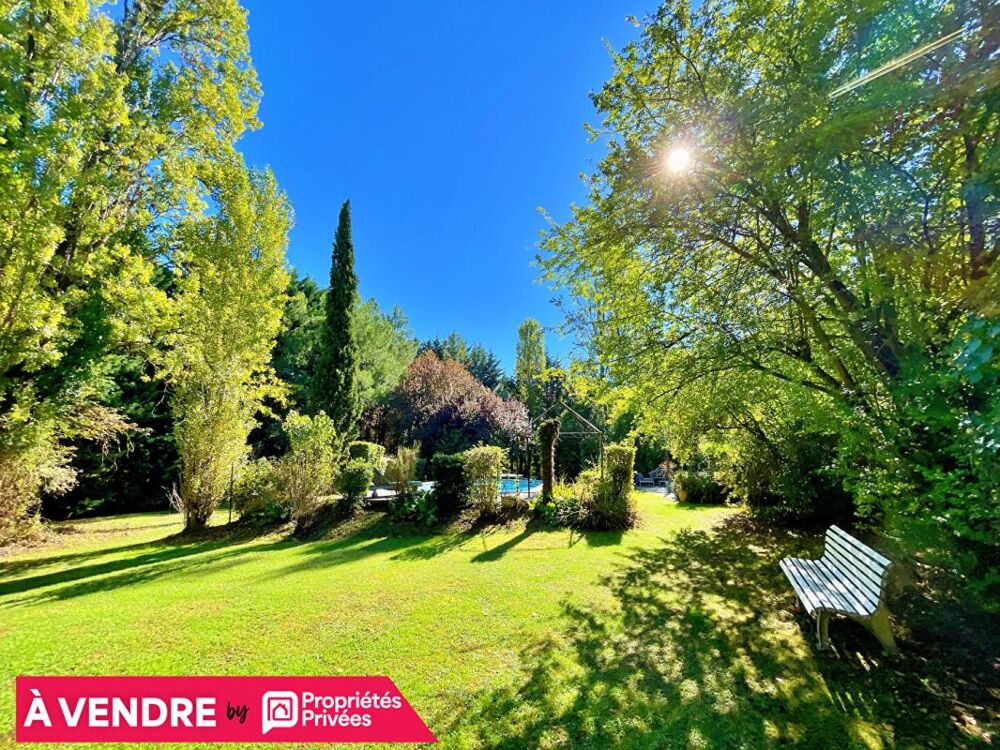 � vendre  Propri�t�/ch�teau Yvrac (33370)