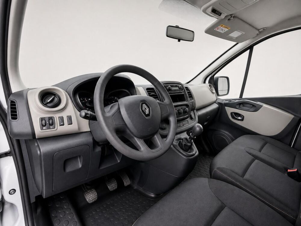 Trafic 1&deg; Main / 1.6L dci 95cv minibus 9pl - 2017 L2 long T&eacute;L/Clim 2018 occasion 60430 Abbecourt