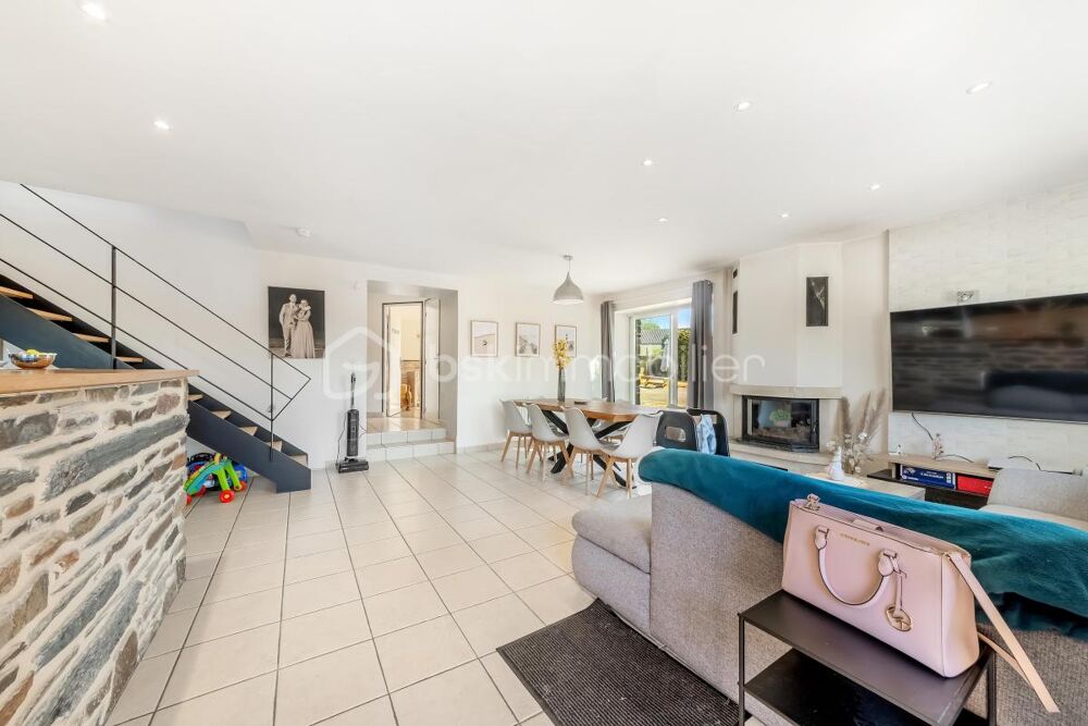 Vente Maison Maison familiale de 109 m² sur terrain de 675 m² avec carport – Fort potentiel Guipry
