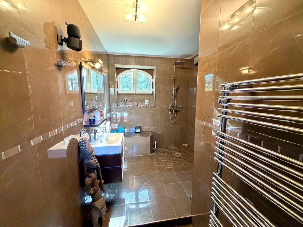 � vendre  Propri�t�/ch�teau Saint-Georges-de-Didonne (17110)