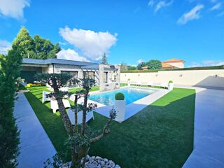  Maison � vendre 6 pi�ces 255 m�