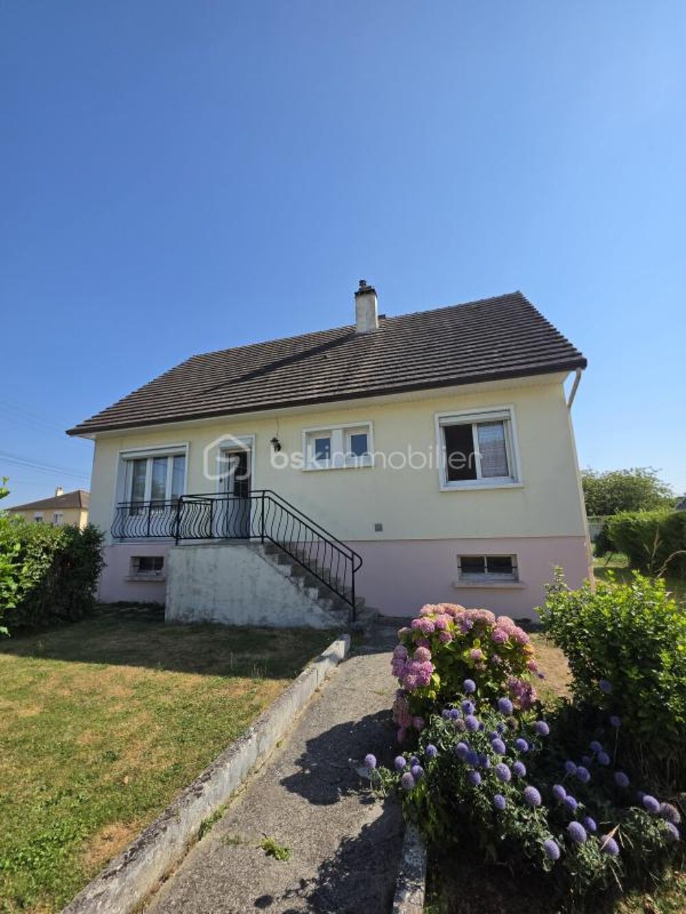 ? Maison des années 70 avec fort potentiel  90 m² + sous-sol total