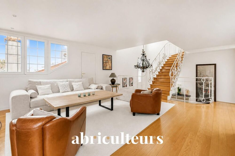 Vente Maison Maison individuelle atypique avec jardin et studio indépendant – Garches Garches