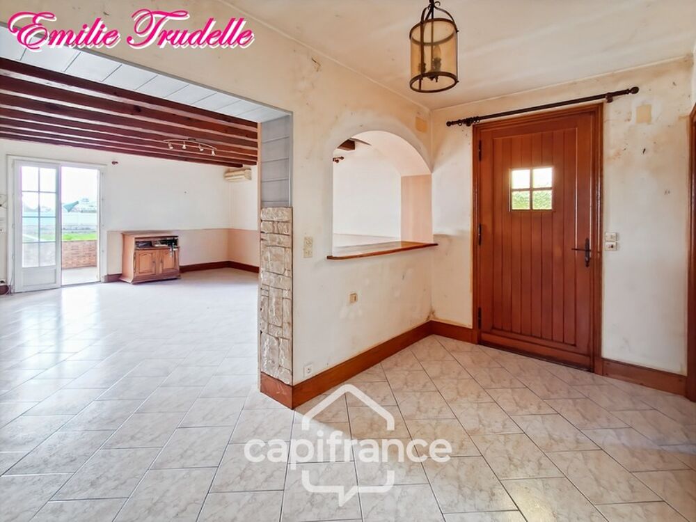 Vente Maison Maison à vendre 8 pièces RUILLE SUR LOIR (72) Pavillon familial de 5/6 chambres sur 205 m² avec garage quadruple Ruille sur loir