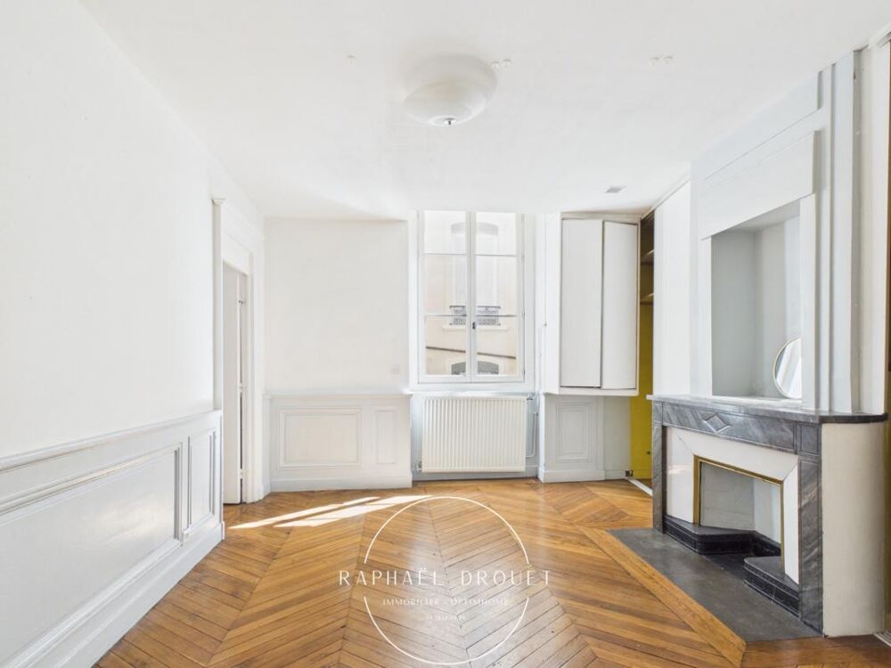 Location Appartement LYON 2 – BELLECOUR : UN T2 DE CARACTÈRE POUR VIVRE LA PRESQU'ÎLE À PIED Lyon 2