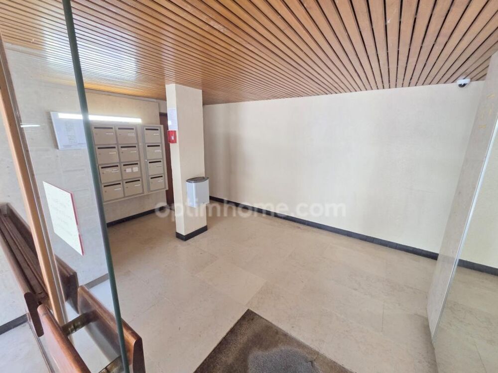 Vente Appartement Sarcelles - Place Charcot - Appartement 3 pièces - 72 m2 - Balcons - 1er étage - 142 000 € FAI Sarcelles