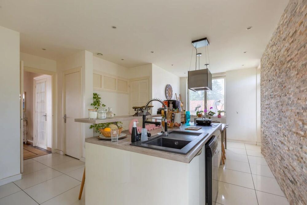 � vendre  Maison Villars-les-Dombes (01330)