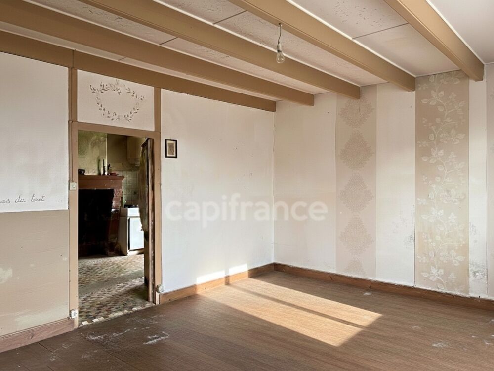 Certaines maisons séduisent par ce qu'elles sont, d'autres par tout ce qu'elles peuvent devenir - Vanzac (17)