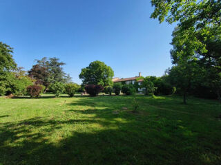  Maison � vendre 12 pi�ces 350 m�