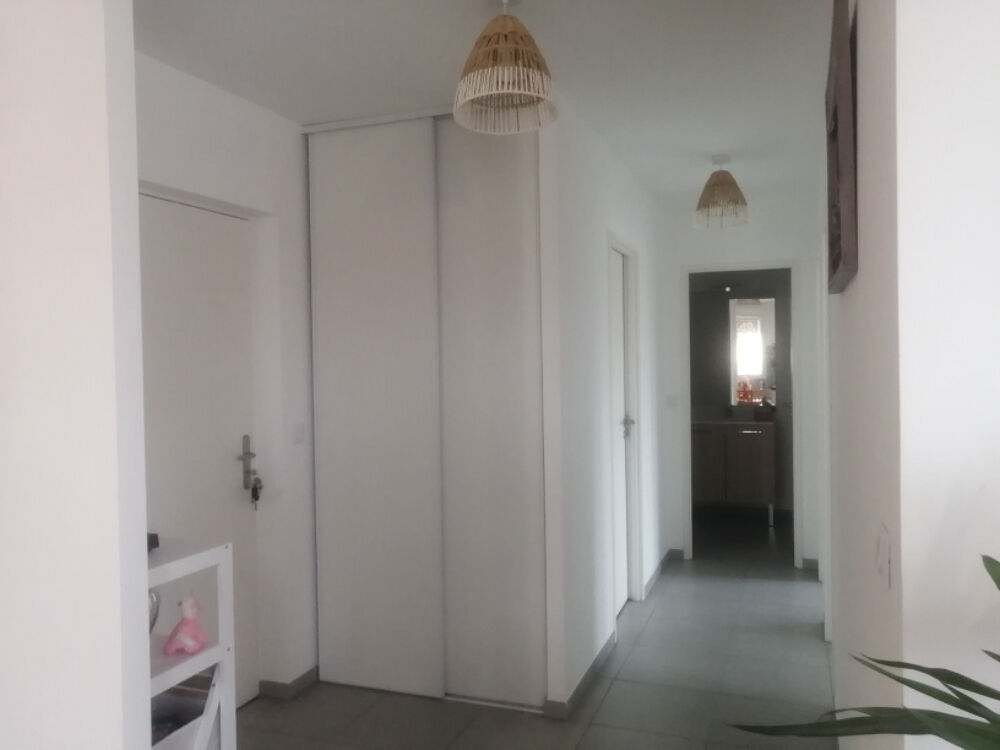 Maison appart 64 m² RDJ 110m²