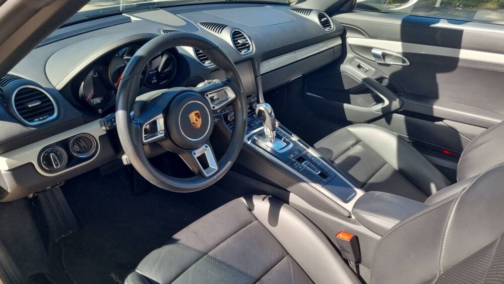 Boxster 2.0 300 PDK7 . - Automatique Entretien constructeur 2019 occasion 86000 Poitiers