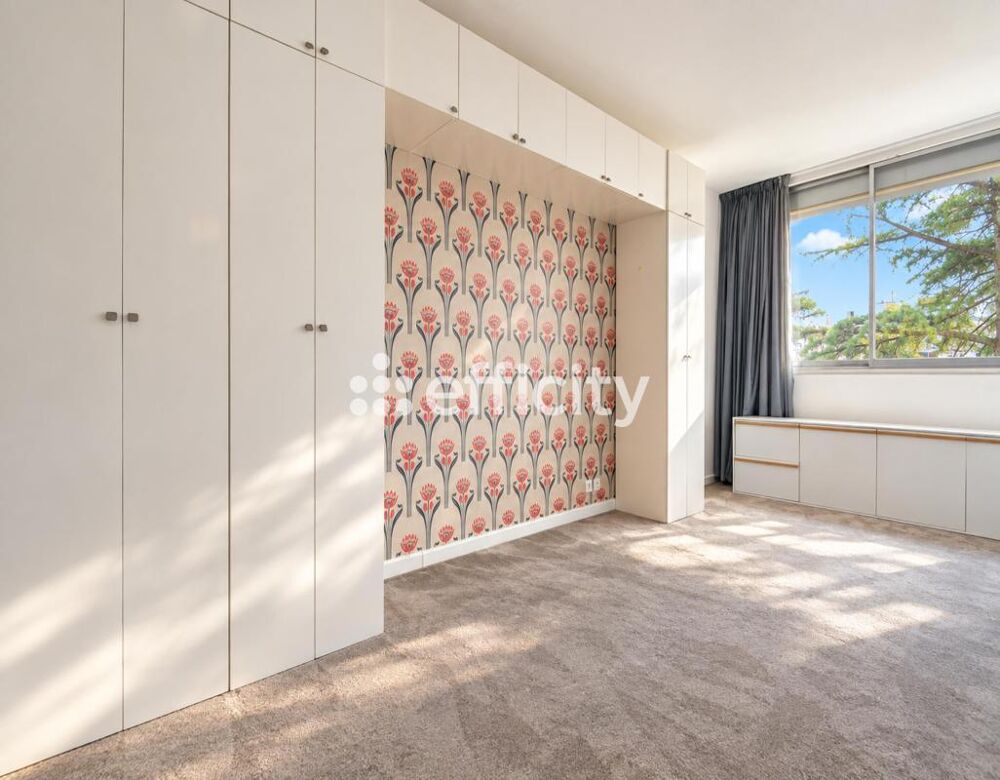 à vendre  Appartement Suresnes (92150)