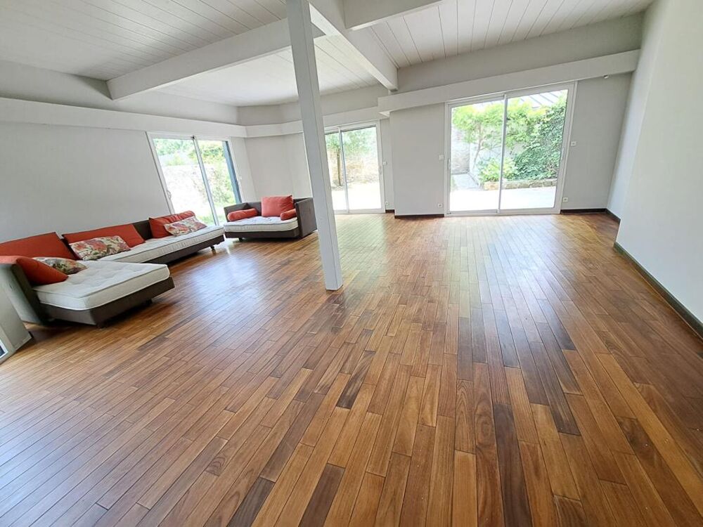 Vente Maison Belle maison angevine avec porche, à proximité immédiate de la Place du Lycée Angers