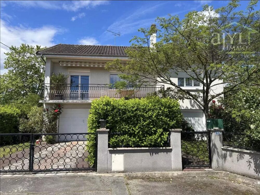 Maison 6 pièces 130 m² · à Hauterive · 130 m² · 200 000 €