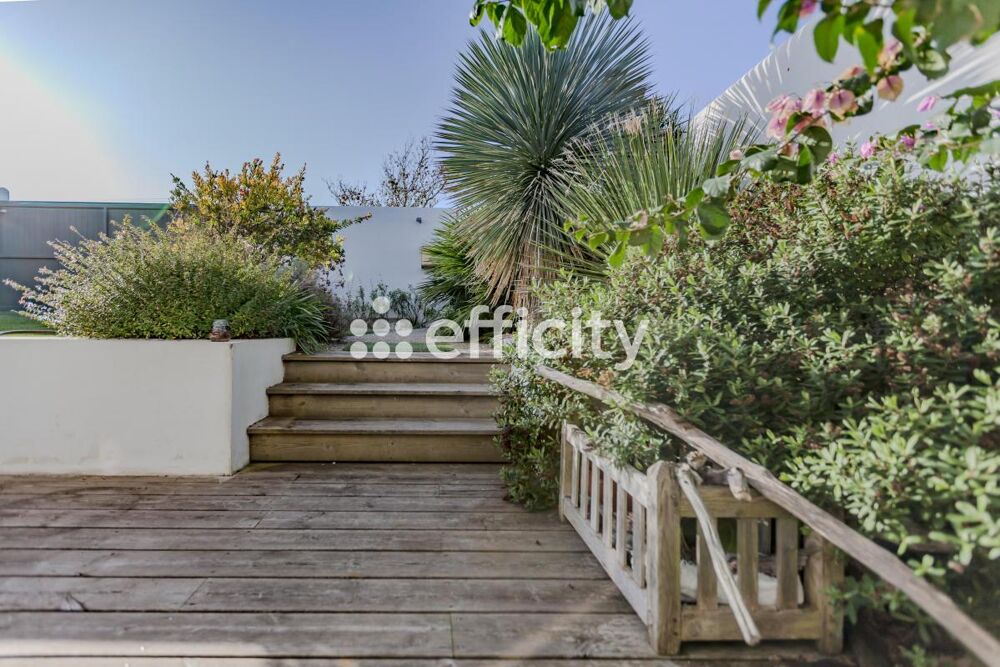 � vendre  Maison Ars-en-R� (17590)