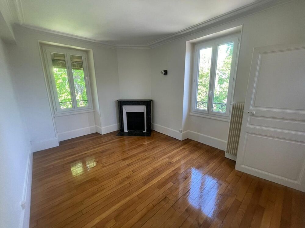 DIJON ARQUEBUSE TRES BEAU T4 DE 81 M2 AU DERNIER ETAGE