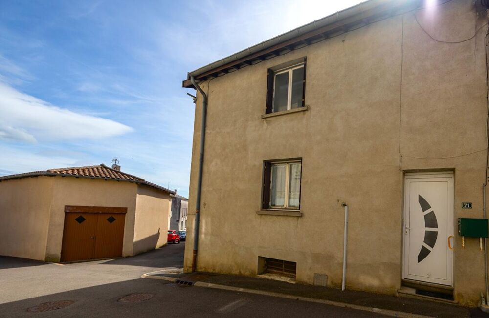 Vente Maison Maison de village fonctionnelle avec deux grands garages Violay