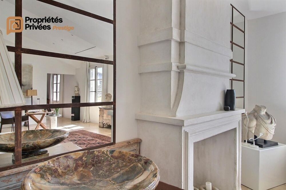 � vendre  Propri�t�/ch�teau Uz�s (30700)