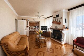 Vente Maison Maison familiale R+1 avec grand garage et studio Lignan sur orb