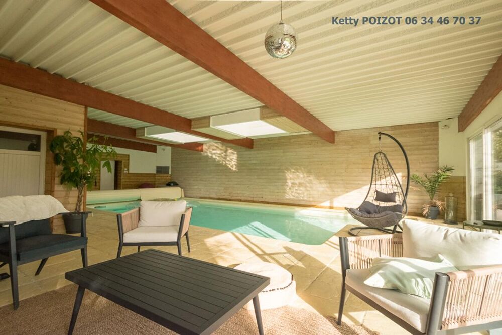EXCLUSIVITE - Nouveauté Belle Maison Familiale Petit Mars 6 pièce(s) - 143 m2 au sol - Espace Piscine Intérieure 82 M2