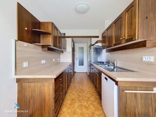  Appartement à louer 4 pièces 86 m²