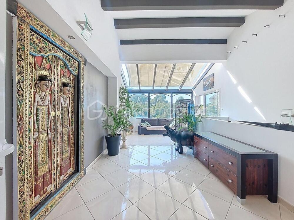 Villa de prestige avec piscine et appartement indépendant
