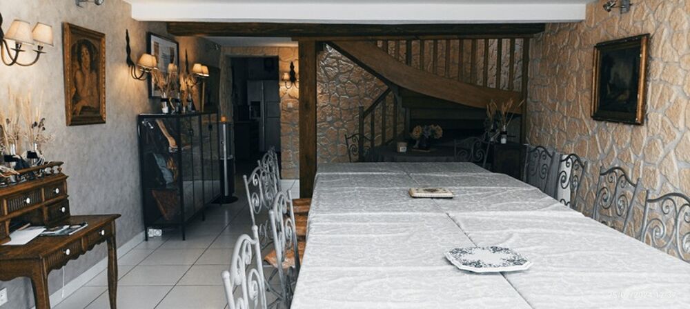  vendre  Proprit/chteau Saint-Hilaire (03440)