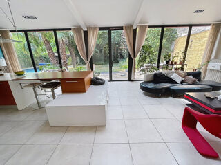  Maison � vendre 8 pi�ces 350 m�