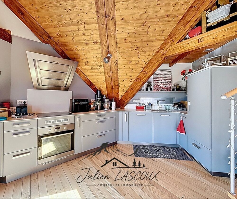À VENDRE  CHARMANT PETIT CHALET AVEC DÉPENDANCE À LANS-EN-VERCORS (38)