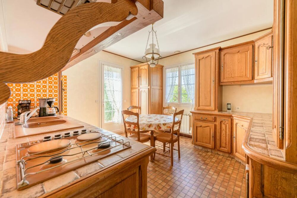Maison de 6 pièces de 140 m² à Bléré