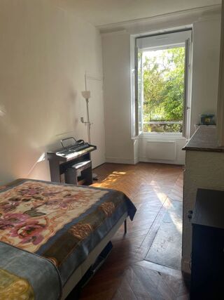  Appartement à louer 2 pièces 43 m²