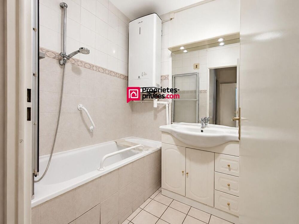Location Appartement T2 meublé de 48,50 m2 avec terrasse privative et place de parking  91000 Évry-Courcouronnes Evry courcouronnes