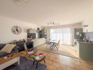  Immeuble à vendre 13 pièces 239 m²
