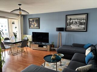  Appartement à louer 3 pièces 69 m²