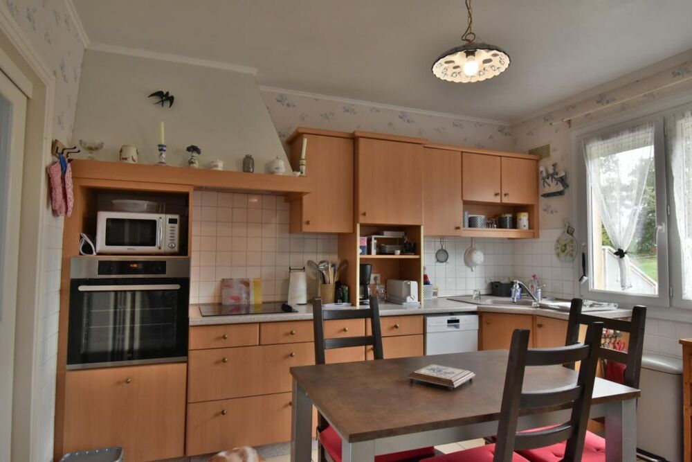 Bonne maison de 5 chambres sur 1300m²