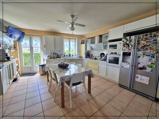  Propriété/château à vendre 9 pièces 350 m²