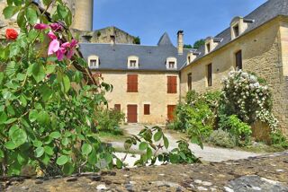  Propriété/château à vendre 7 pièces 275 m²