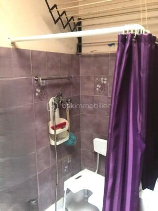  Immeuble à vendre 13 pièces 232 m²