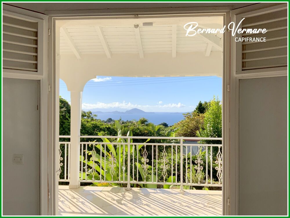Maison vue mer et les Saintes - 7 pièces - 4 chambres - 130 m² sur terrain 1000m²