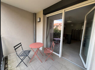  Appartement à louer 1 pièce 28 m²