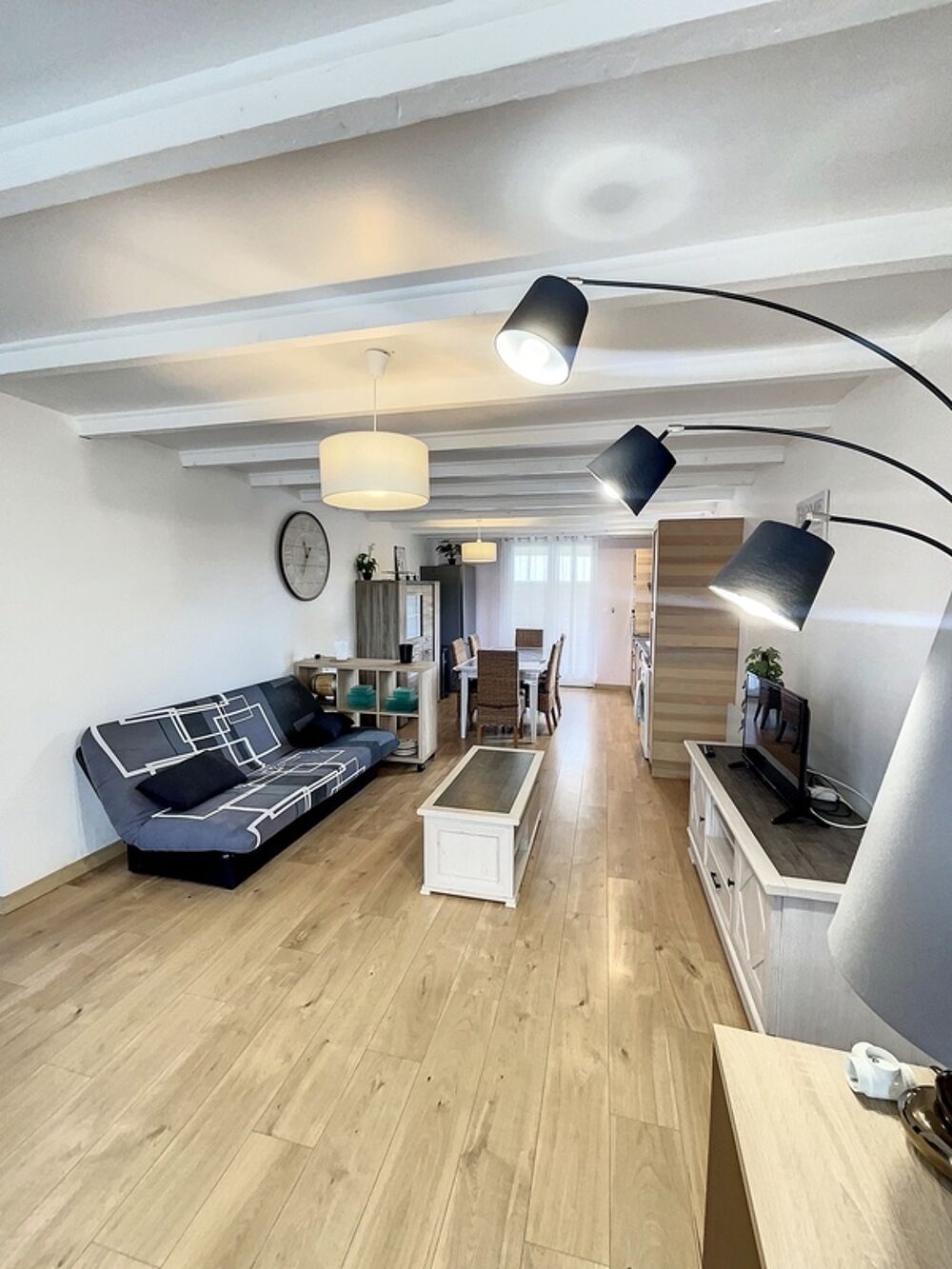 *** APPARTEMENT T2 MEUBLE * TERRASSE * PARKING ***