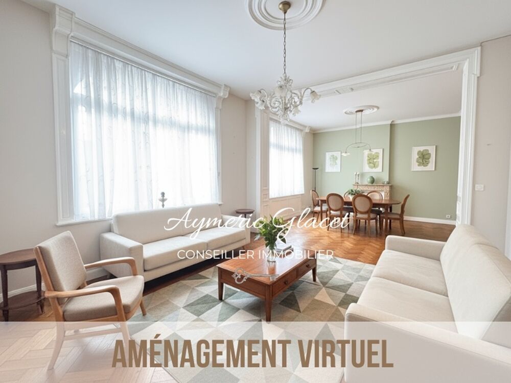 ? Noyelles-sur-Selle  Grande maison familiale de 234 m², dépendances et cour pavée. Une maison de caractère, désormais à 276 00