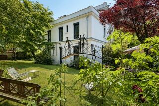  Propriété/château à vendre 8 pièces 187 m²